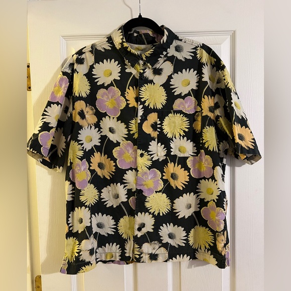 H&M Black Floral Shirt with Yellow and Purple Accents - Picture 3 of 5